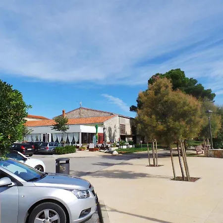 In Petrcane/zadar Riviera 8229 Apartman