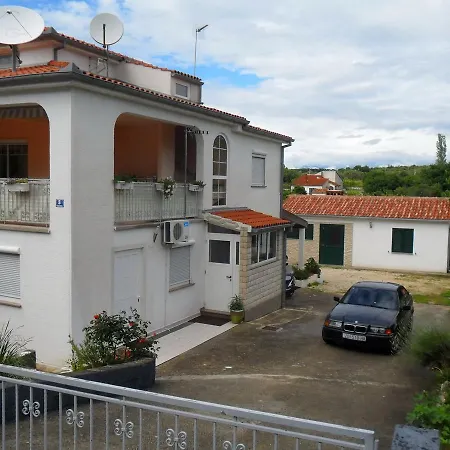 In Petrcane/zadar Riviera 8229 돈제페트레케인